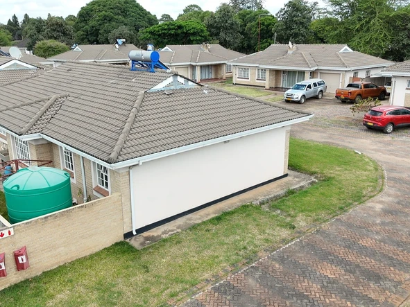 18 Unit Townhouse Complex