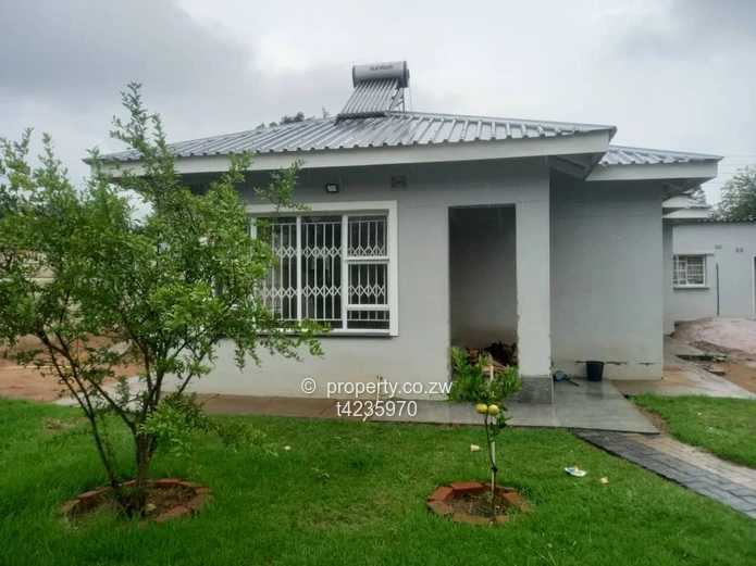 Queensdale spacious 3 bed cottage to Rent 