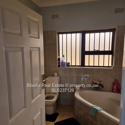 Neat Family House  (Sole Mandate)