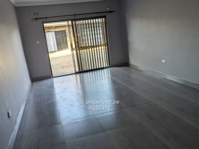Malborough 3 bedroom apartment for sale 