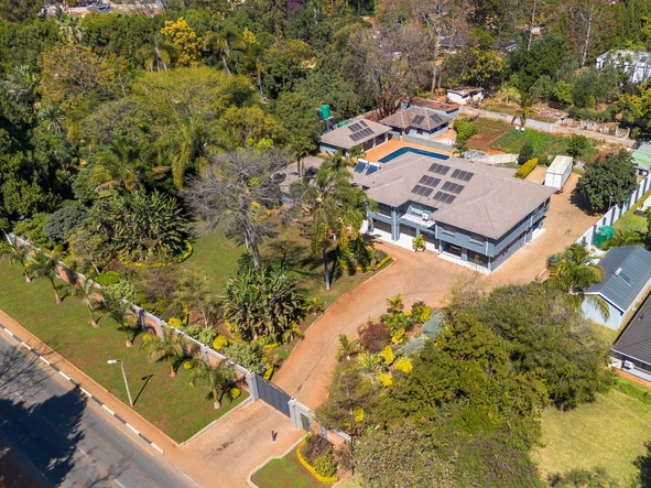 Luxurious 7-Bedroom Greystone Park Retreat with Stunning Amenities