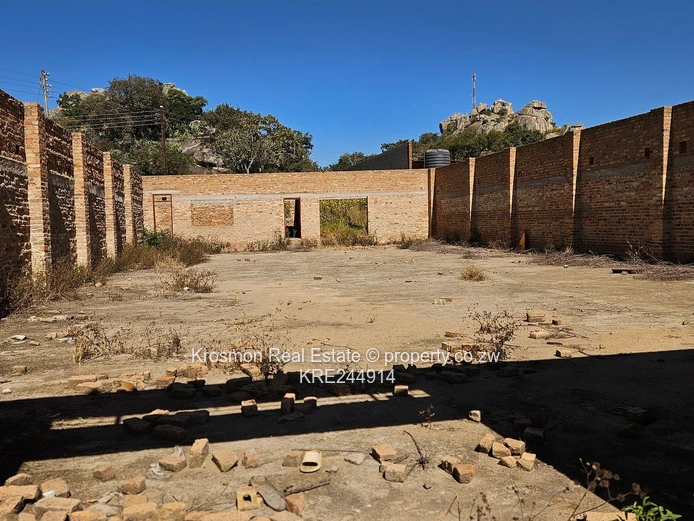 Unfinished Brick Retail Shell on mutare harare  Road — 650m²