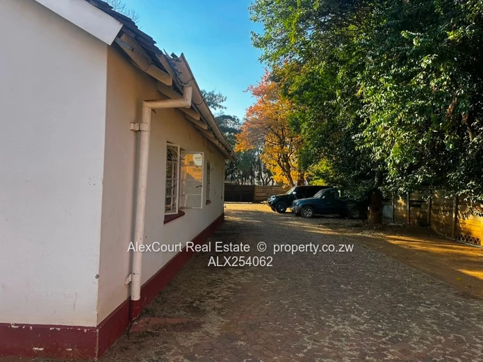 Smart Investment, Premium Location!!  (Sole Mandate)