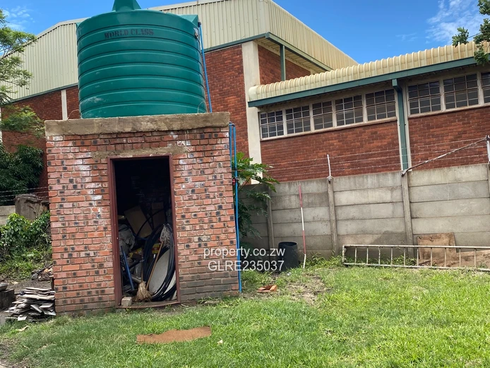 Bluffhill Warehouse To Let And Offices to Let 