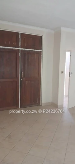 Hatfield House To Let $650