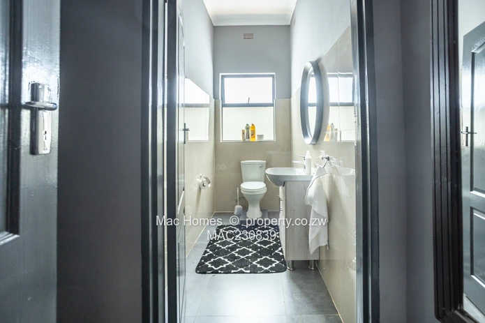 Gletwin's Finest- Come see it for yourself (Sole Mandate)