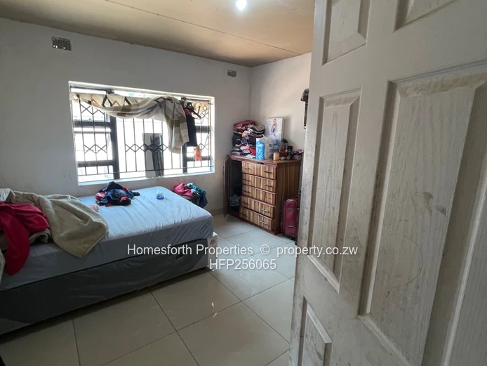 MODERN semi-finished 6-BEDROOM HOUSE FOR SALE | SHORTSTONE, WATERFALLS| 1 000sqm
