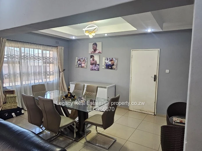 Renovated 4-Bed Waterfalls Home — Borehole , geyser & Modern Lounge