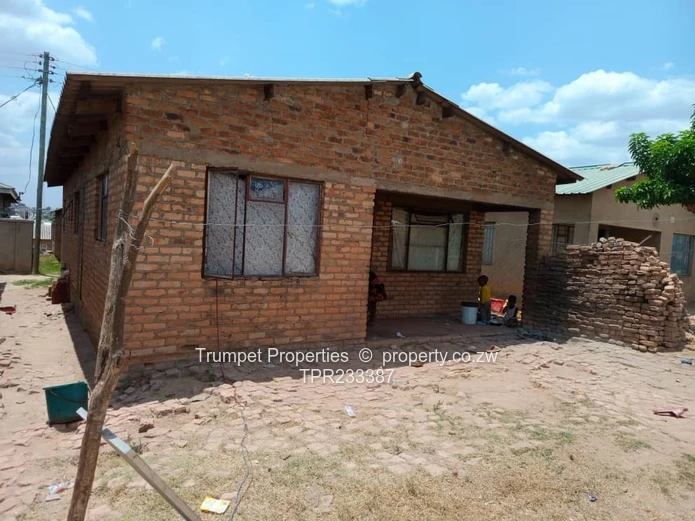 House For Sale In Rusununguko (Sole Mandate)