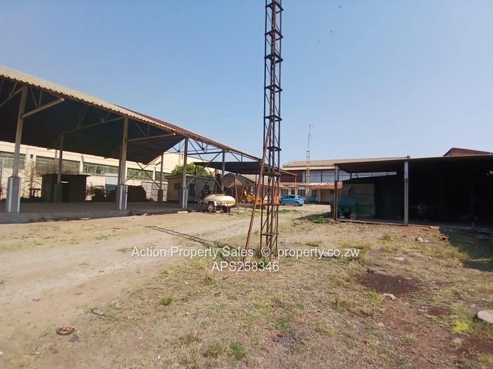 Land Plus Some Undercover Space! 