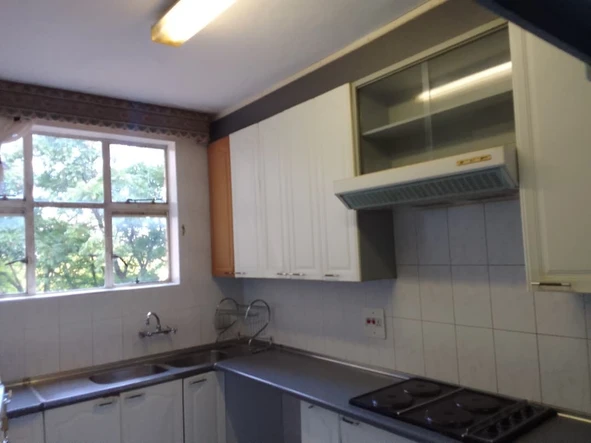 3 Bedroom Flat & Apartment