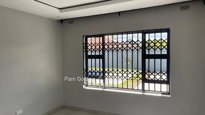 Newly-built Home Available In Highlands (Sole Mandate)