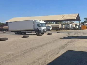 Warehouse & Factory