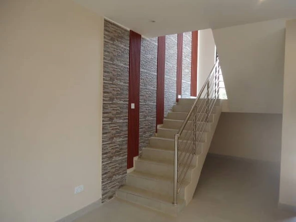 18 Unit Townhouse Complex