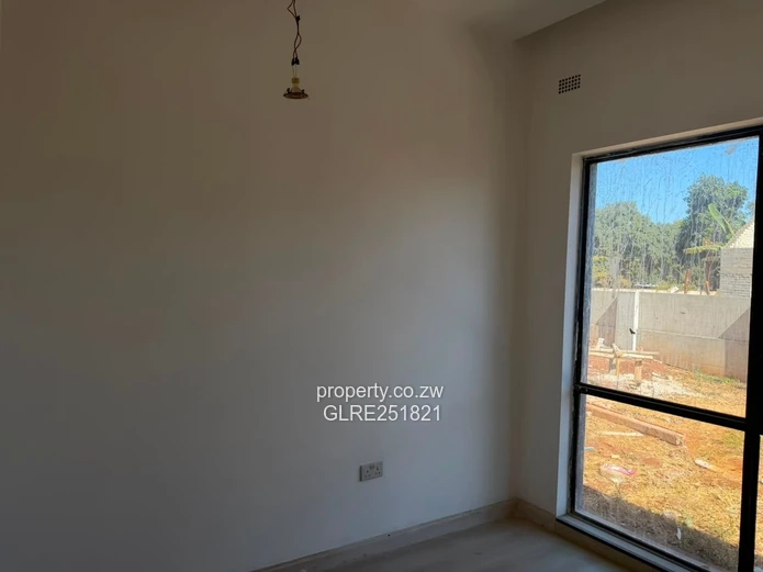 Modern 3-Bed Vainona Home with Carport & Borehole