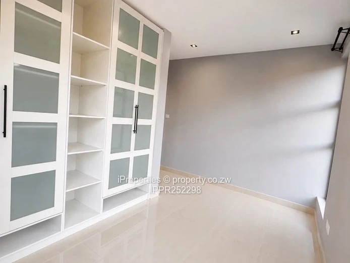 To Let | Glen Lorne | $2000 Per Month