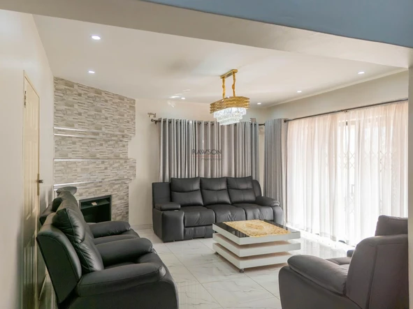 5 Bedroom House