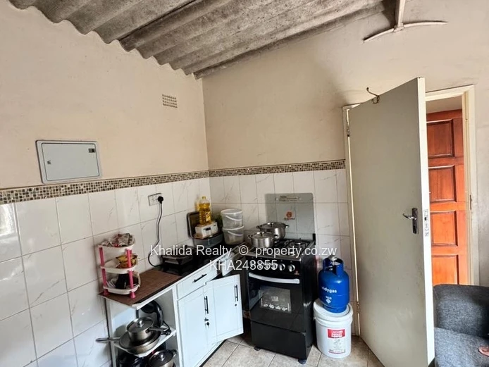 Msasa Park 2 roomed cottage for rent 