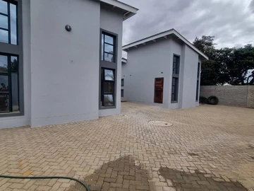 Spacious 3-Bedroom Flat for Sale in Marlborough, Harare with Essential Amenities