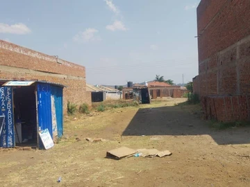 Commercial & Industrial Land