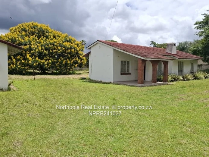 Very Close To Gateway School,Along The Chase Road