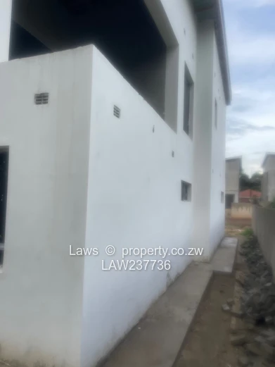 4 Bedroom Townhouse / Cluster for sale in Greendale 