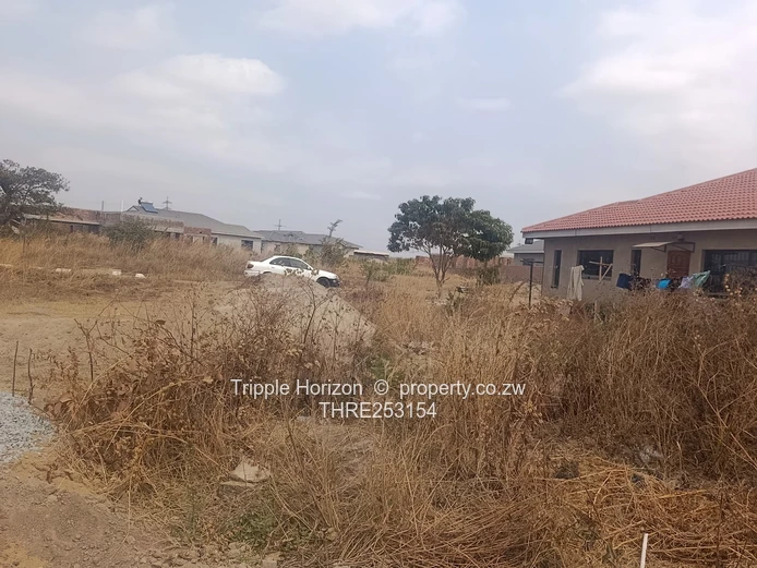  Nyabira Penrose 615m²  Ready-to-Build Stand on Tarred Road 