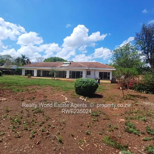 Three Bedroomed Property To Rent-Suitable for Commercial Use