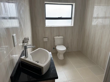 3 Bedroom Garden Flat