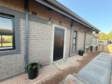 2 Bedroom Cottage