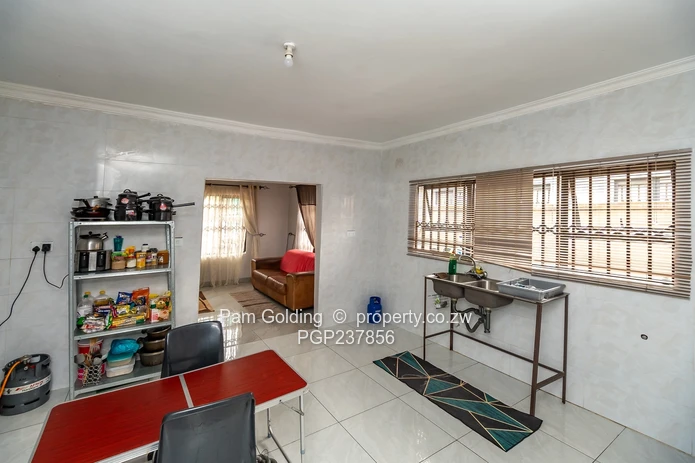 House for sale (Sole Mandate)