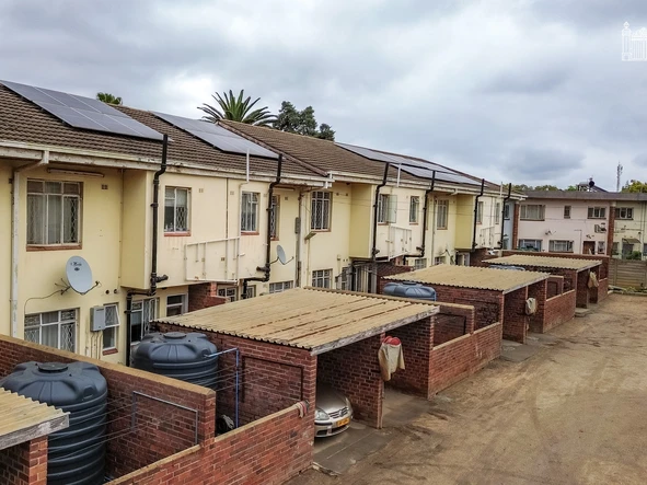 3 Bedroom Flat & Apartment