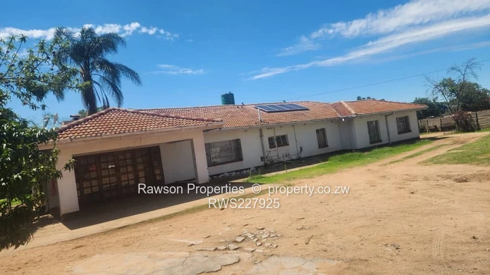 Msasa Commercial Property 