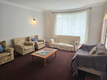 3 Bedroom Garden Flat