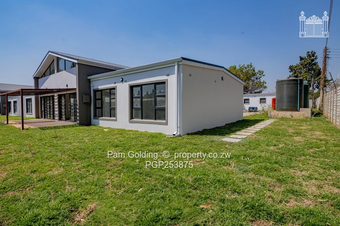 Modern 2-Bedroom Cluster Home In Marlborough