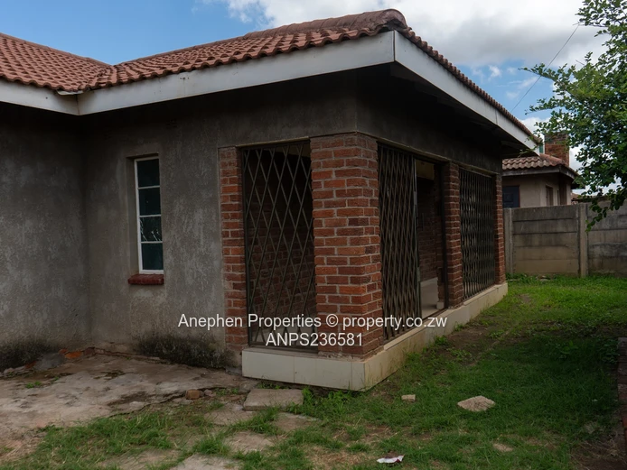  TYNWALD NORTH 4 Bedroomed Family Home for sale.