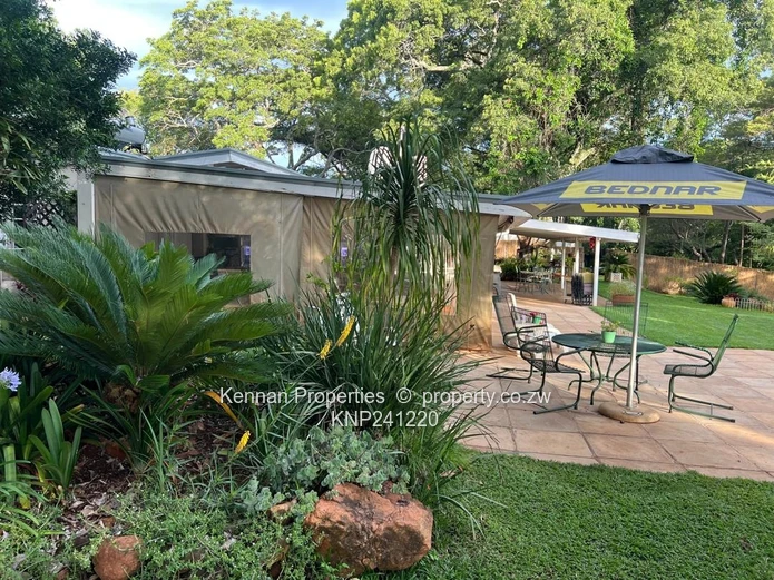 Spacious property on 7,5acres of land with beautiful msasa trees