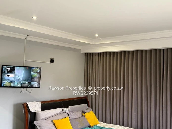  Not to miss!!! (Sole Mandate)