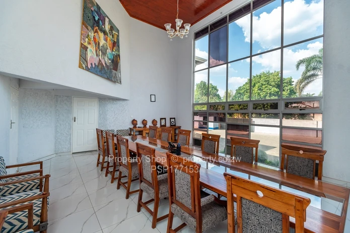 Magnificent Office Space in Prime Area