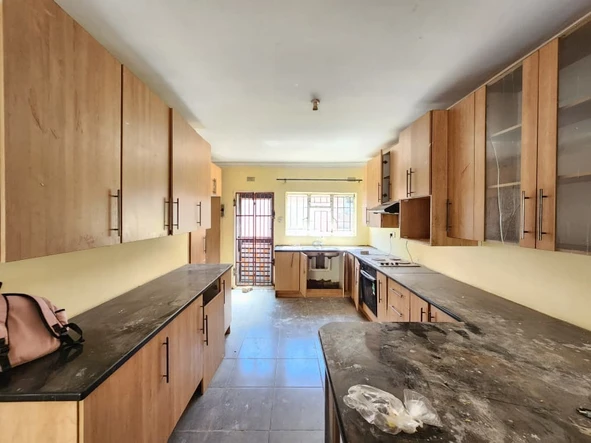 3 Bedroom Garden Flat