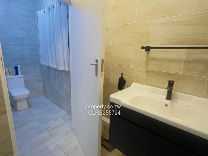 Modern 4-Bed Walled Home in Braeside with Verandah