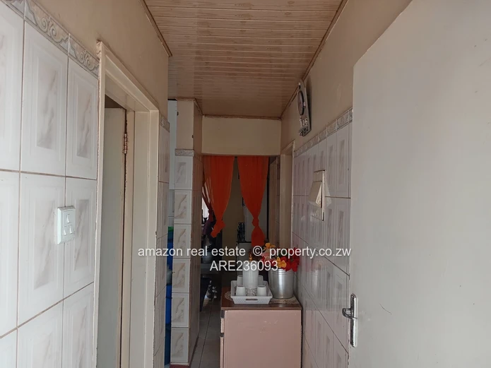 3bedroomed house ( Sheriff of High court)