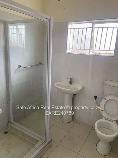 Zimre Park property to let