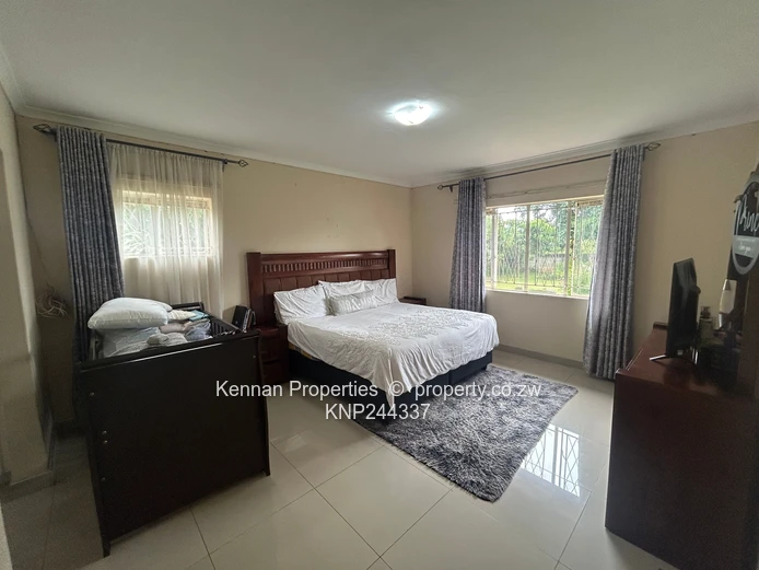 Neat 4 Bedroom Family Home on Spacious Stand (Sole Mandate)
