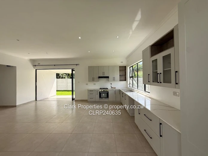 3 Bedroom Townhouse in Mount Pleasant