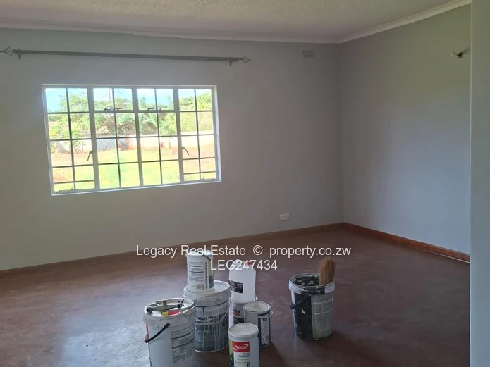 Recently Renovated Cottage For Rent In Bluffhill