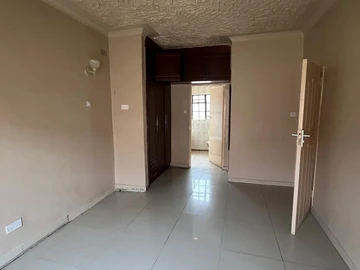 3 Bedroom Garden Flat