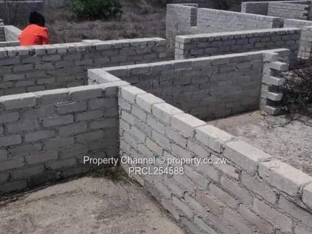 8-Bed Partially Built Home on 2000m² in Marondera (Landview Park)