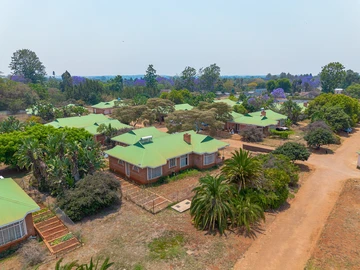3 Bedroom Flat & Apartment