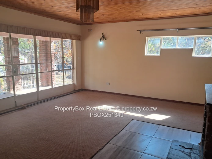 Glen Lorne double storey 6 bed house to rent for immediate occupation!